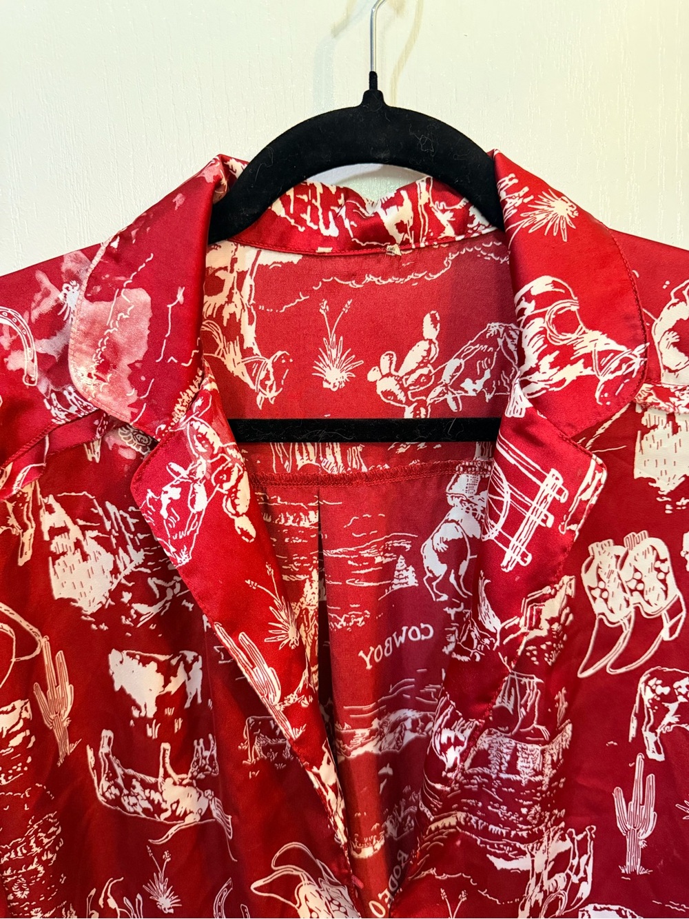 Vintage Red Western Print Button-Up Shirt Oversized with flaws - Picture 3 of 9